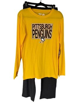 NHL Pittsburgh Penguins Yellow & Black Long Sleeve Pajama Set